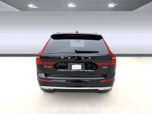 Certified 2023 Volvo XC60 B5 Plus w/ Climate Package AWD/4WD image 10