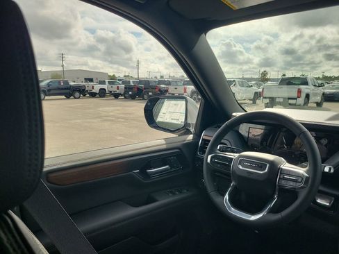 New 2026 GMC Yukon XL Denali w/ Sun & Power Step Package image 15