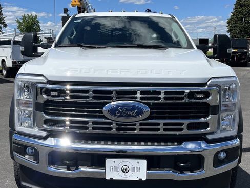 Used 2025 Ford F550 4x4 Crew Cab Super Duty image 3
