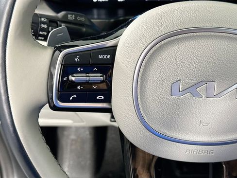 Used 2023 Kia Sorento SX Prestige AWD/4WD image 25