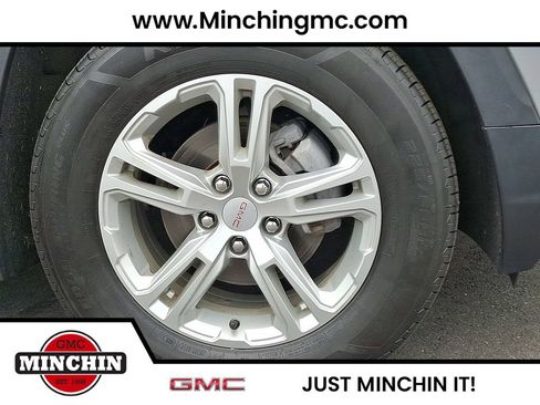 Certified 2023 GMC Terrain SLE w/ Driver Convenience Package AWD/4WD image 8