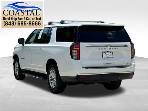 Used 2021 Chevrolet Suburban LT RWD image 14