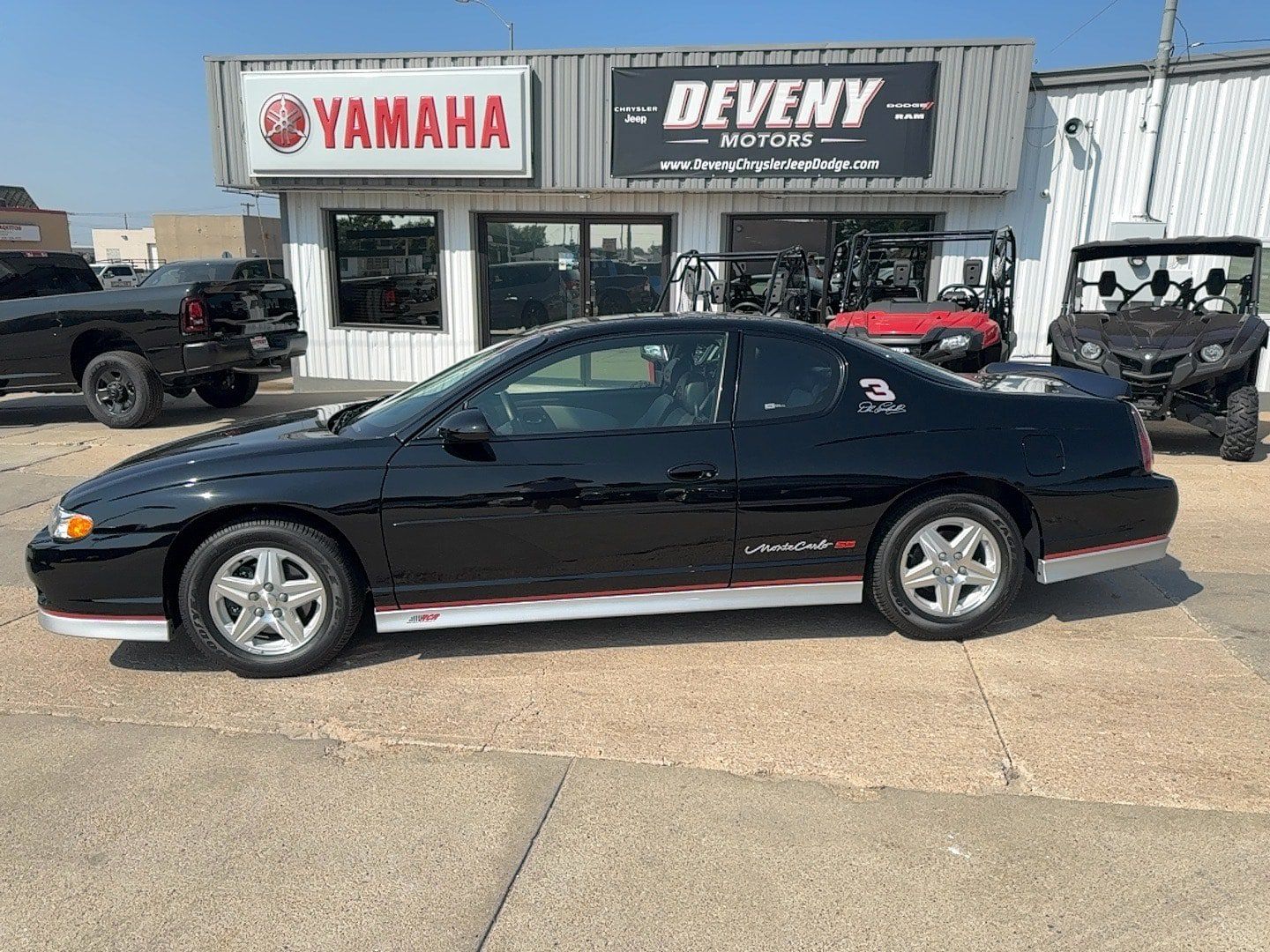 Used 2002 Chevrolet Monte Carlo SS w/ Preferred Equipment Group FWD image 8