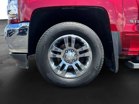 Used 2019 Chevrolet Silverado 1500 LT w/ All Star Edition AWD/4WD image 9