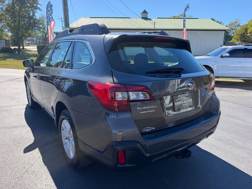 Used 2018 Subaru Outback 2.5i AWD/4WD image 7