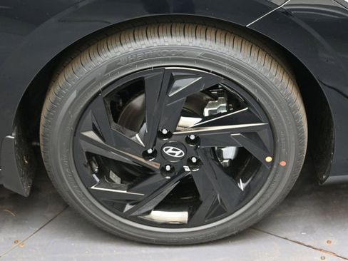 New 2026 Hyundai Elantra SEL Sport image 10