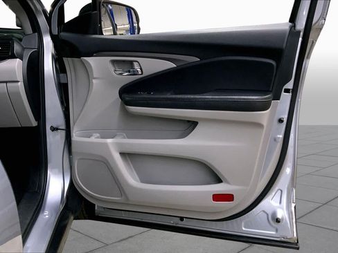 Used 2017 Honda Pilot EX-L image 23