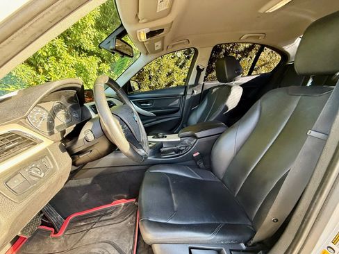 Used 2015 BMW 320i Sedan image 2