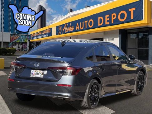Used 2025 Honda Civic Sport image 4