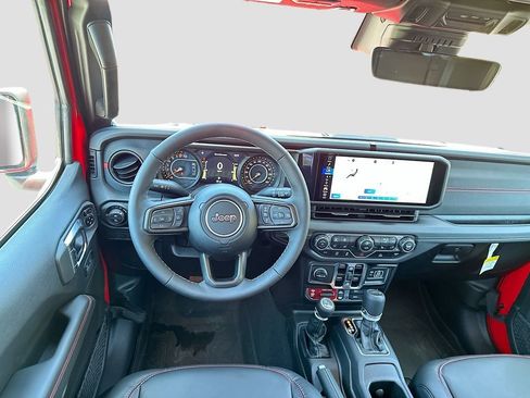 New 2025 Jeep Gladiator Rubicon w/ Convenience Group image 26