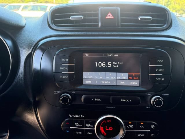 Used 2017 Kia Soul + w/ Designer's Package FWD image 15