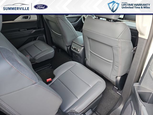New 2026 Ford Explorer Active w/ Active Comfort Package RWD image 13