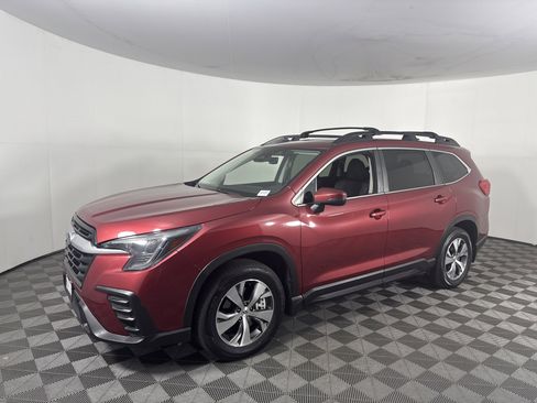 Used 2023 Subaru Ascent Premium w/ Convenience Package image 8