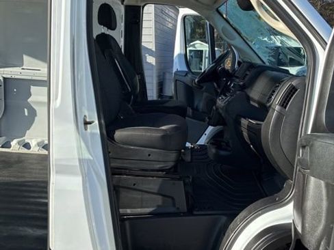 Used 2023 RAM ProMaster 2500 FWD image 19