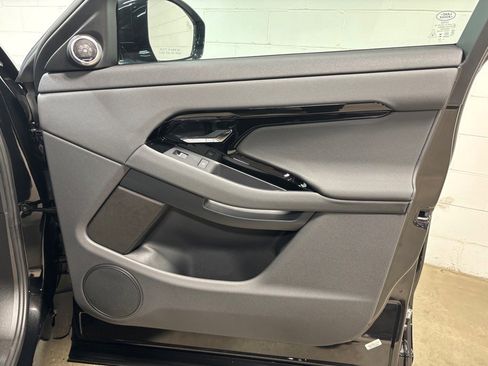 New 2026 Land Rover Range Rover Evoque Dynamic SE image 33