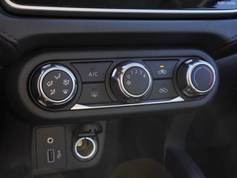 New 2025 Nissan Versa S image 14