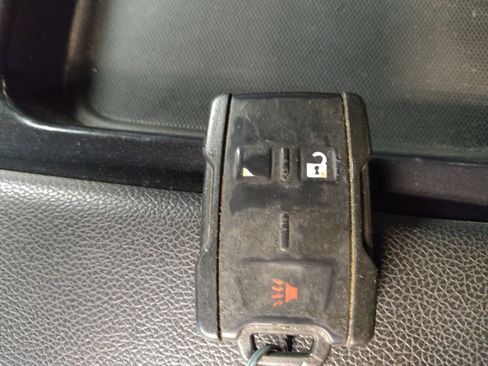 Used 2019 Chevrolet Silverado 1500 LT image 32