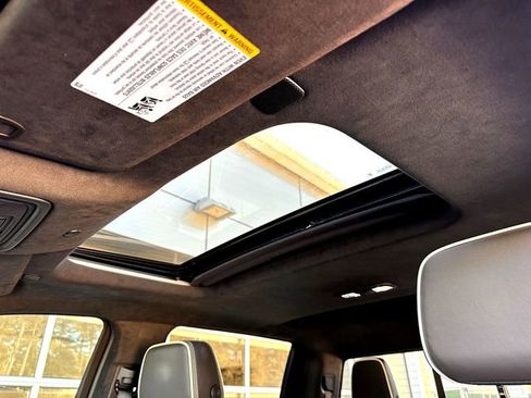 Used 2025 GMC Sierra 2500 AT4X image 19