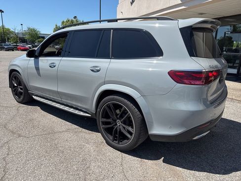 Used 2024 Mercedes-Benz GLS 450 4MATIC image 21