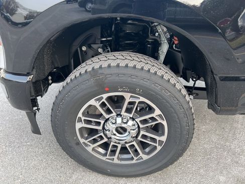 New 2026 Ford F350 Platinum w/ Platinum Plus Package image 9