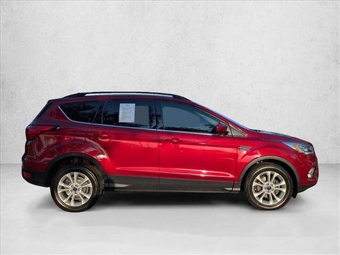 Used 2019 Ford Escape SEL FWD image 4