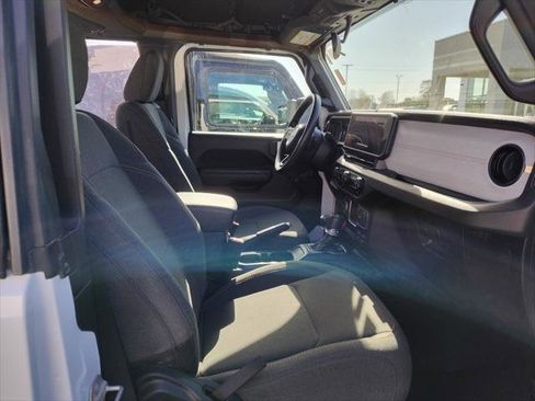 Certified 2024 Jeep Wrangler Sport image 23