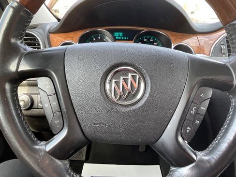 Used 2012 Buick Enclave Leather image 11