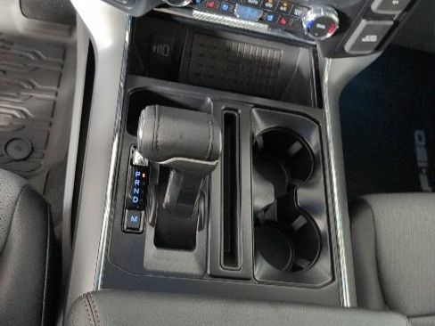 New 2025 Ford F150 Lariat w/ Equipment Group 502A High image 19