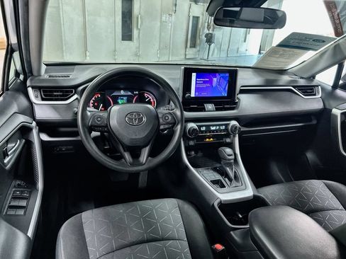Used 2023 Toyota RAV4 XLE AWD/4WD image 19