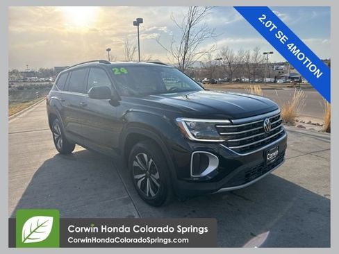 Used 2024 Volkswagen Atlas SE image 1