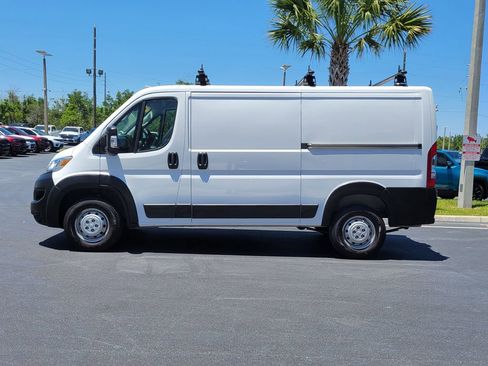 Used 2023 RAM ProMaster 2500 FWD image 4