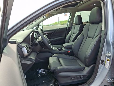 Certified 2025 Subaru Outback Limited image 13