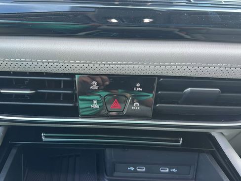 New 2026 Volkswagen Atlas SE image 20