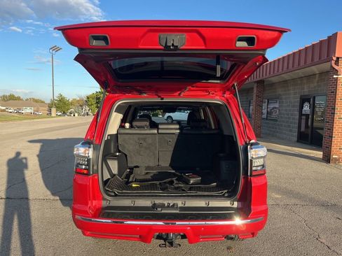 Certified 2022 Toyota 4Runner Limited image 9