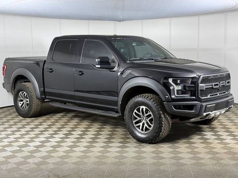 Used 2017 Ford F150 Raptor w/ Equipment Group 802A Luxury AWD/4WD image 2