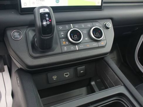 Used 2024 Land Rover Defender 130 Outbound image 15