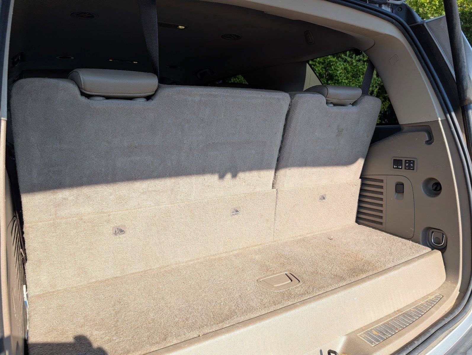 Used 2017 Chevrolet Tahoe LT w/ Luxury Package RWD image 38