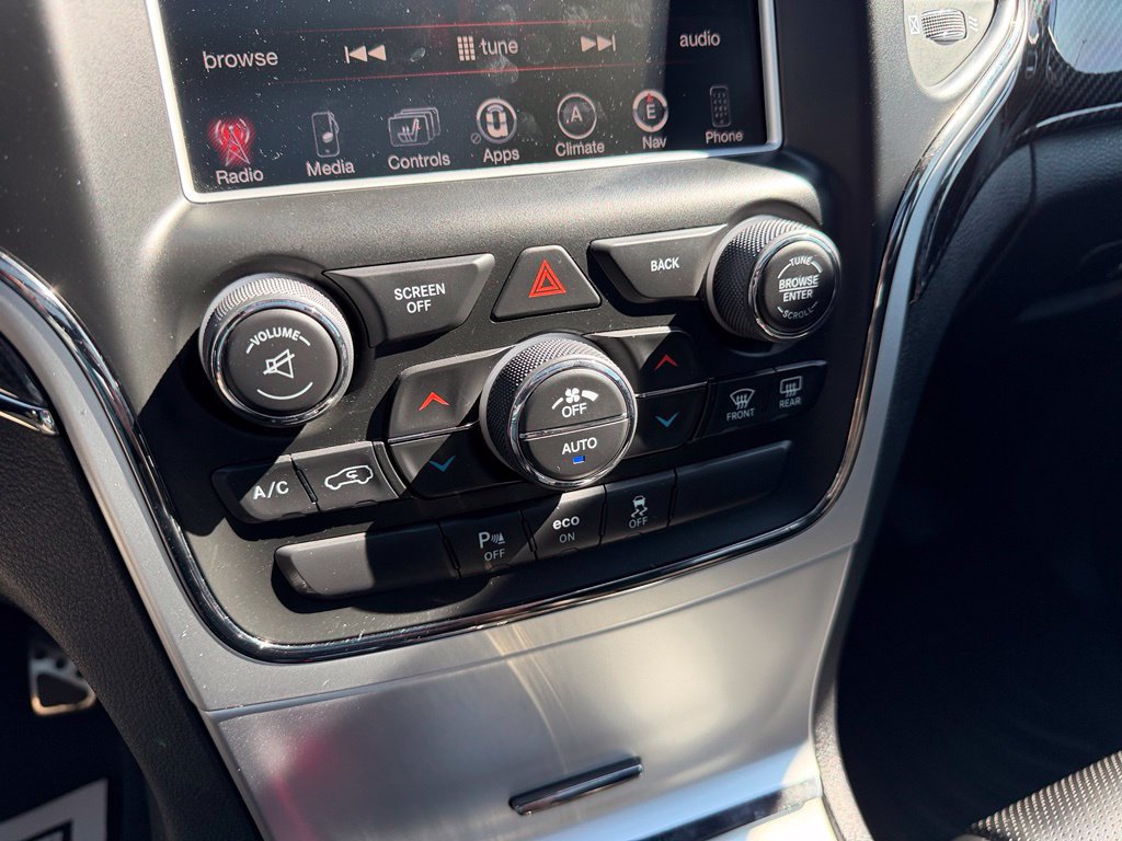 Used 2016 Jeep Grand Cherokee SRT AWD/4WD image 35