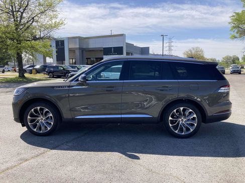 New 2025 Lincoln Aviator Reserve image 8