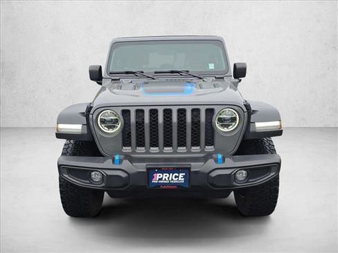 Used 2022 Jeep Wrangler Unlimited Rubicon 4xe w/ Cold Weather Group AWD/4WD image 2