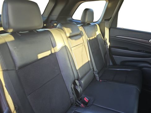 Used 2018 Jeep Grand Cherokee Altitude RWD image 18