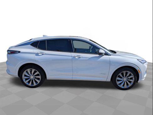 New 2026 Buick Envista Avenir FWD image 3