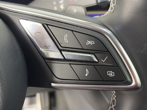 Used 2025 Buick Envision Sport Touring AWD/4WD image 32