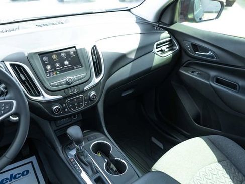Used 2022 Chevrolet Equinox LT image 17