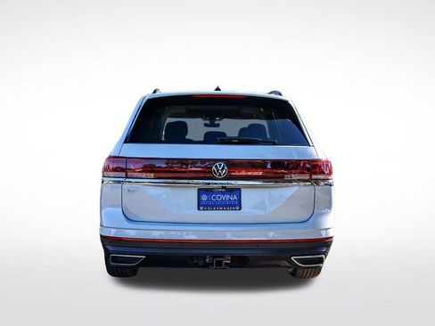 New 2026 Volkswagen Atlas SE image 6