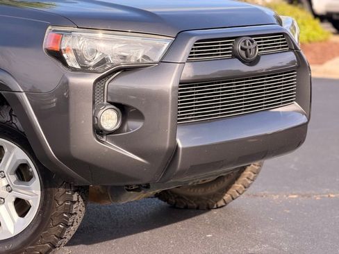 Used 2018 Toyota 4Runner SR5 Premium AWD/4WD image 6