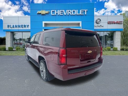 Used 2017 Chevrolet Suburban LT w/ Luxury Package image 3