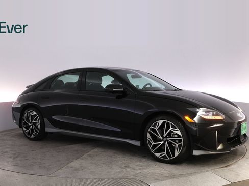 Used 2023 Hyundai Ioniq 6 Limited RWD image 14