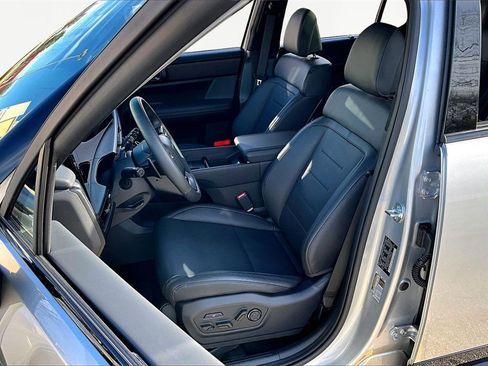 Used 2025 Hyundai Santa Fe Calligraphy image 25