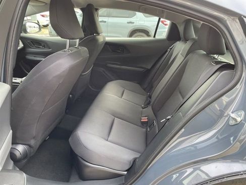 Used 2025 Toyota Prius LE image 10